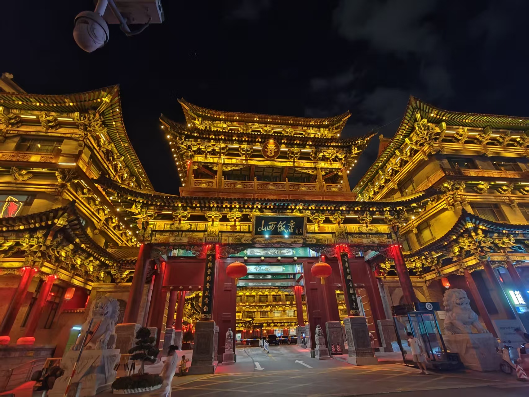 为了拍全开的广角所以有些畸形