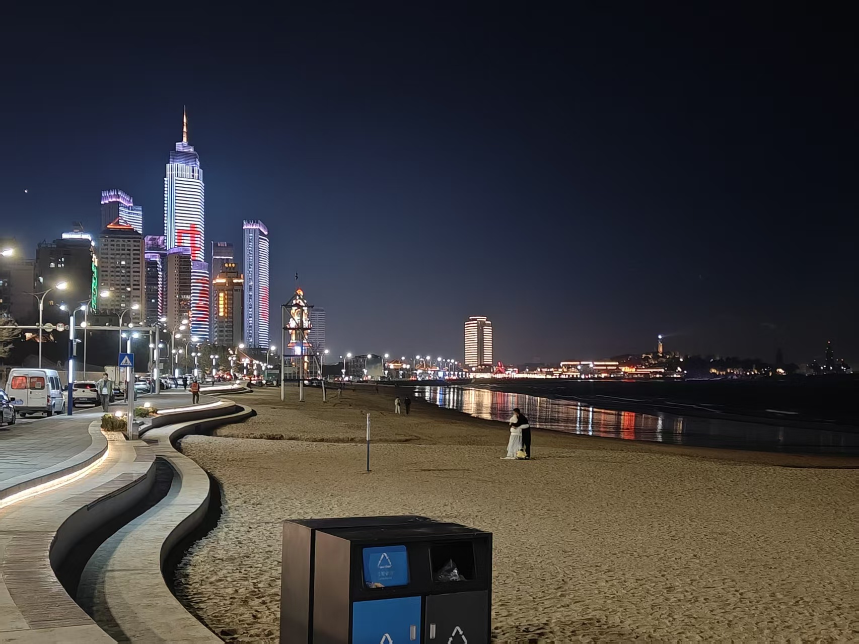 第一海水浴场夜景
